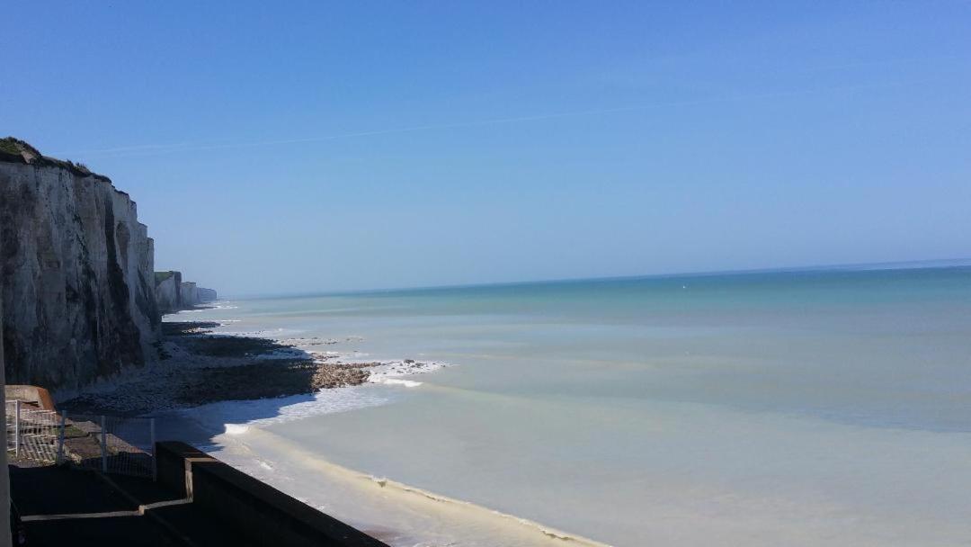 Le Rayon Vert Ault Exterior foto